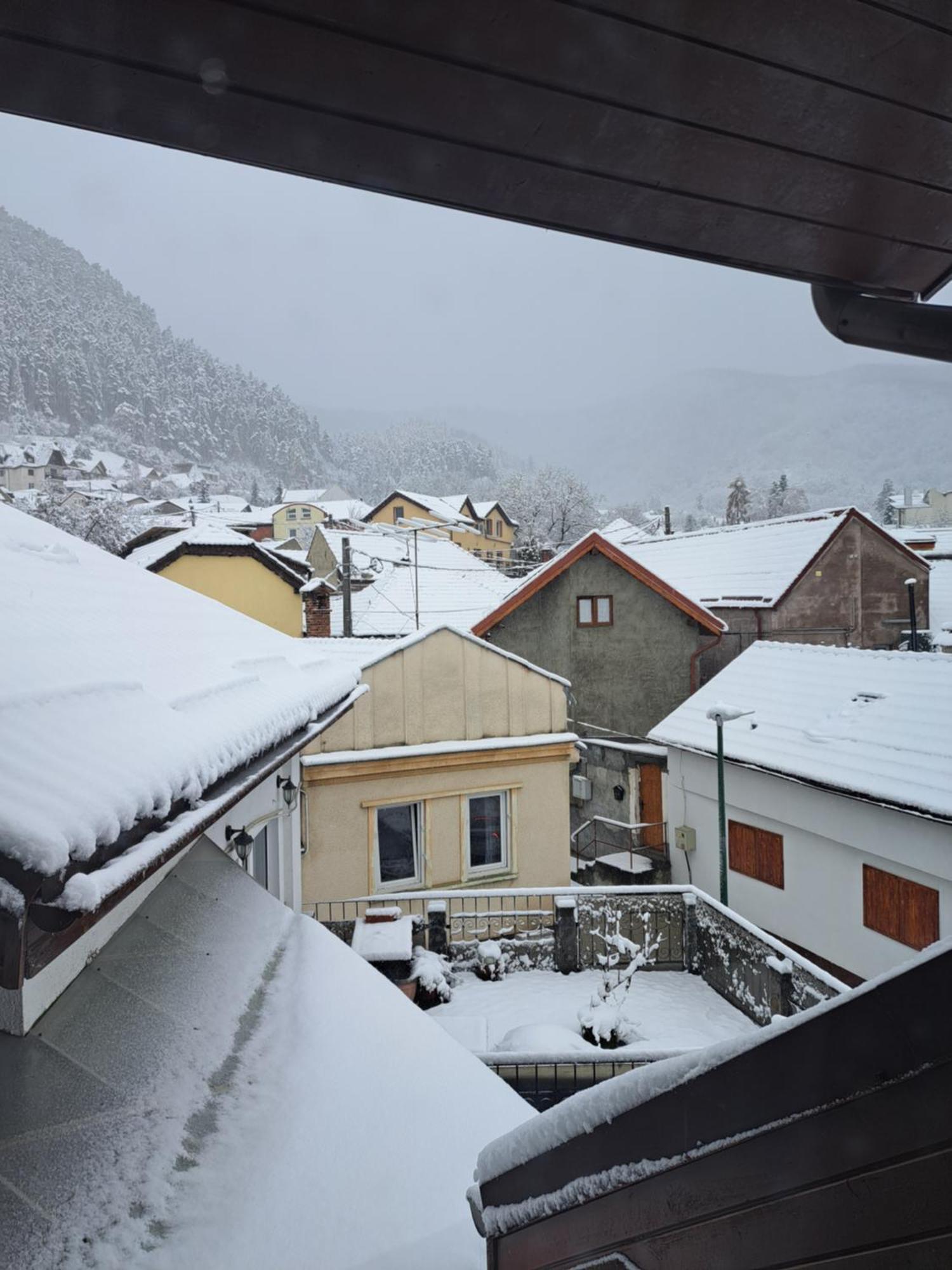 Ferienwohnung Casa Ileana Centrul Vechi Brașov Exterior foto